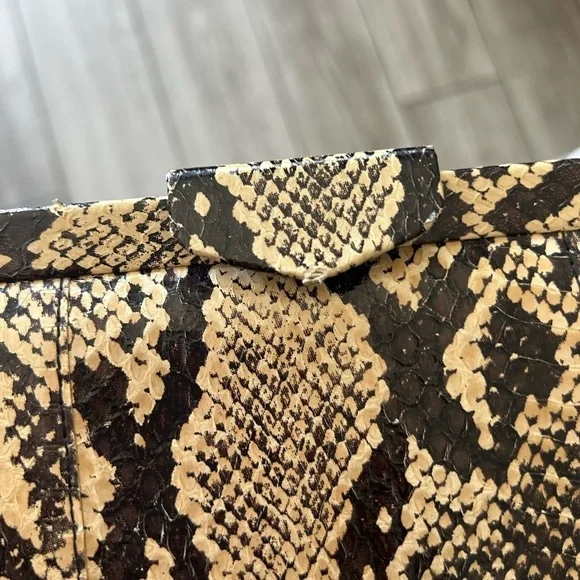 Bob Mackie dressy faux snake clutch​ - Picture 6 of 7